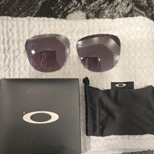 Oakley Thurso - prizm grey gradient Lenses.